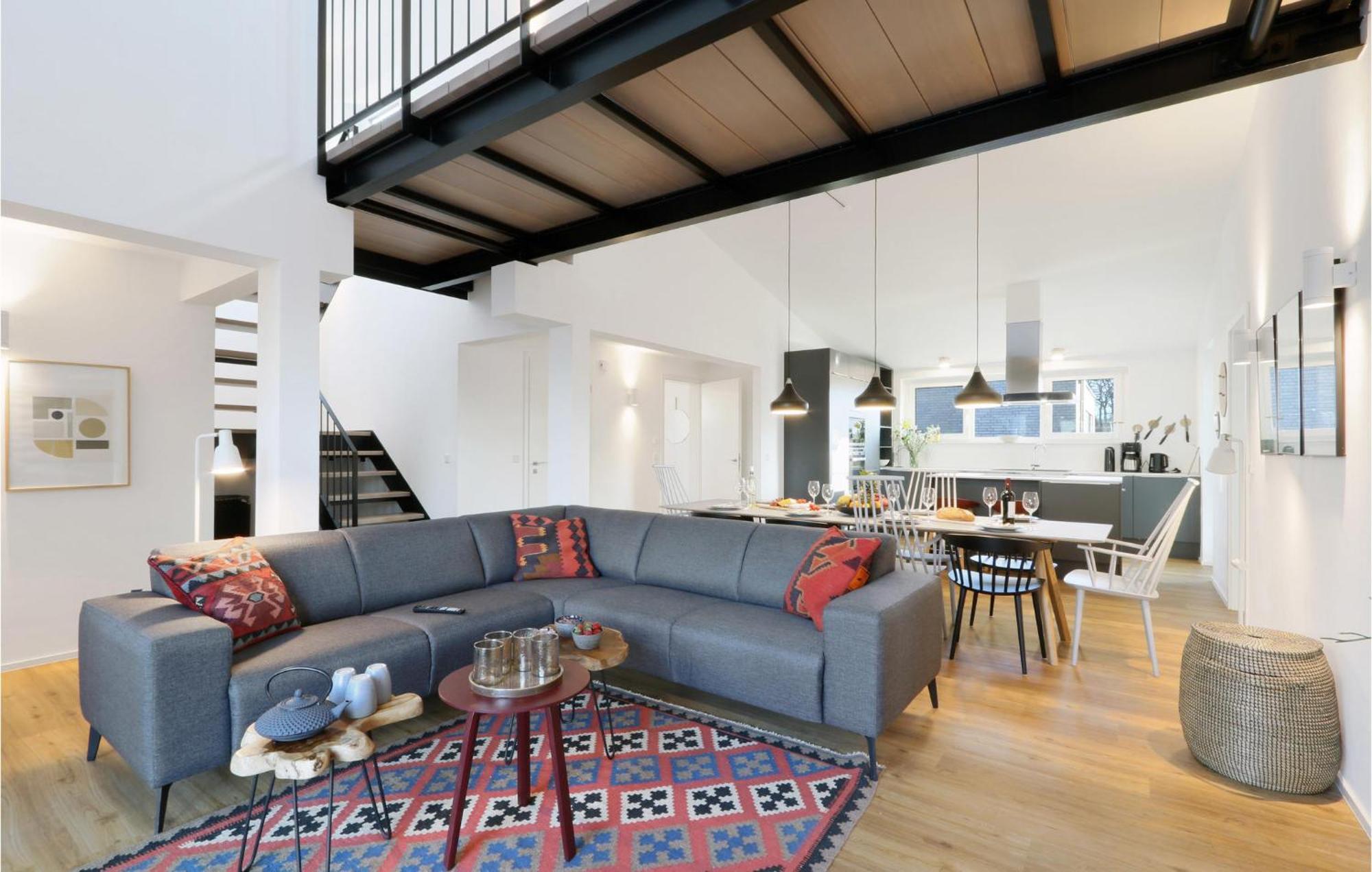 Cozy Home In Lembruch-Duemmer See With Sauna Екстериор снимка